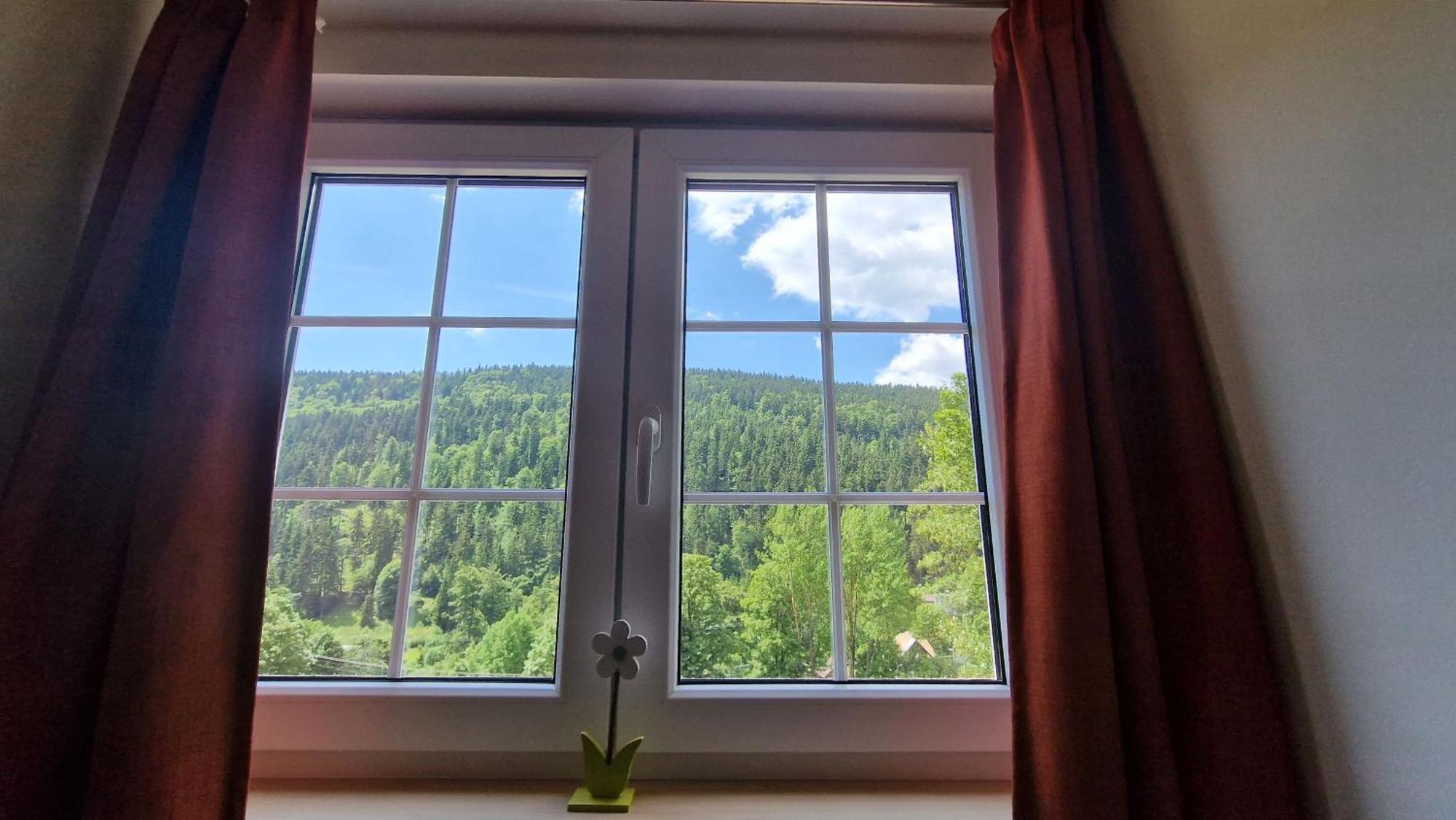 Pension Pstruzi Абертами Экстерьер фото